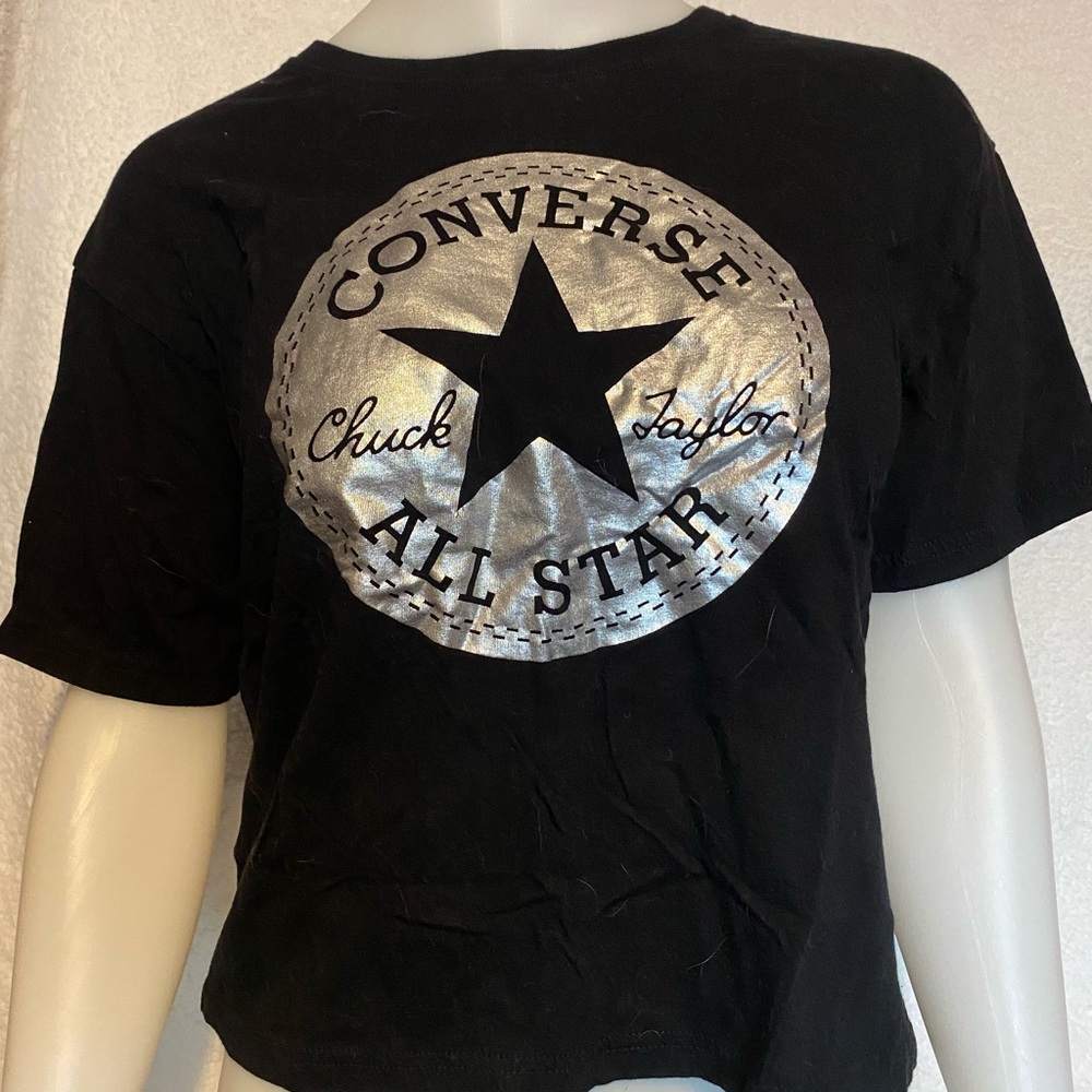 Ladies crop Converse size XL